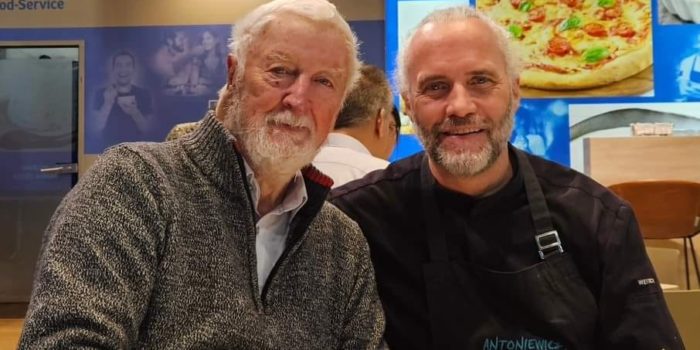 Herzlichen Glückwunsch zum 90. Geburtstag!