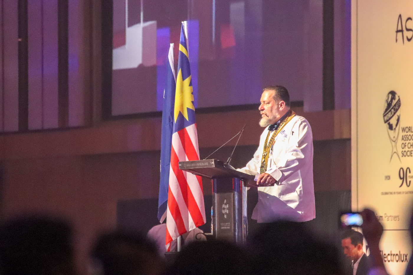 Worldchefs-Präsident Thomas Gugler eröffnete den Kongress am Abend des 10. Juli 2018. Foto: Sonja Kuhl/VKD