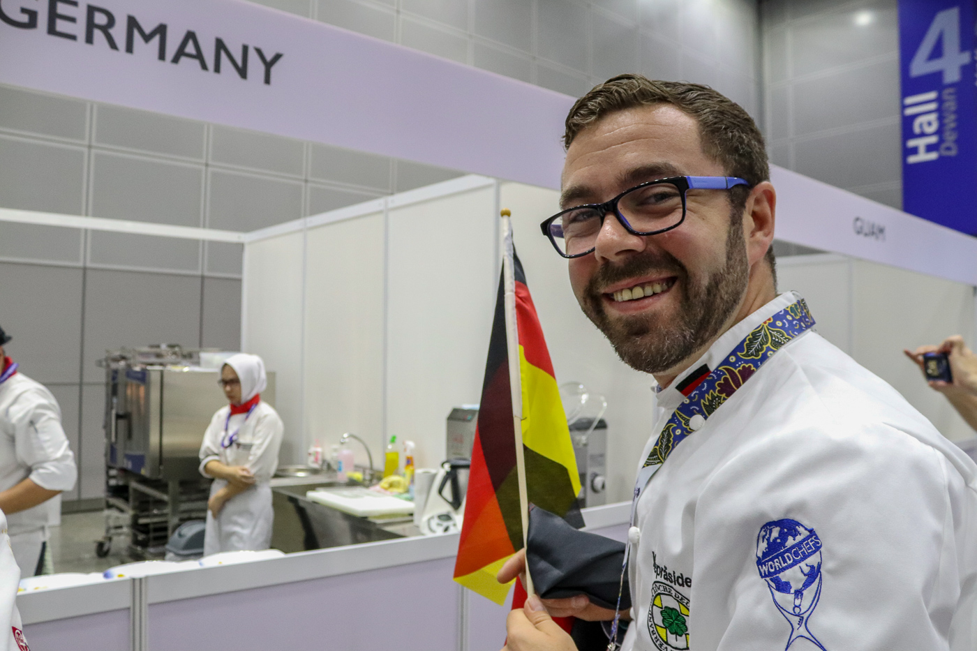 VKD-Vizepräsident Daniel Schade fiebert mit den deutschen Teilnehmern. Foto: Sonja Kuhl/VKD