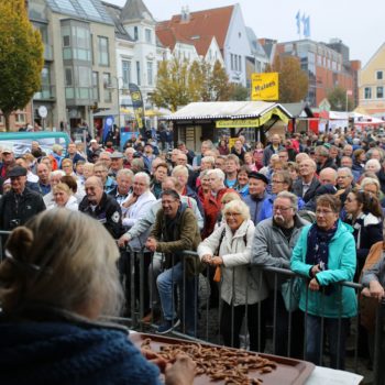 Mehrere Tausend Besucher lockte es nach Husum zu den Krabbentagen. Foto: Messe Husum