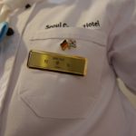 Gleich am ersten Praktikumstag durfte Bruno ein eigens für ihn angefertigtes Namensschild tragen. Foto: Bruno Ebermann