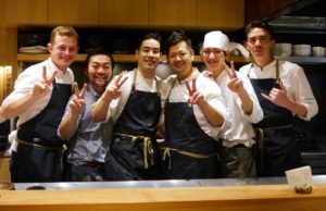 Das Team im Restaurant Shirosaka. Foto: Bruno Ebermann