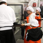 Ab in den Backofen. Foto: VKD