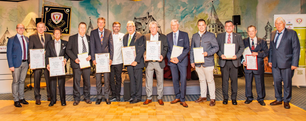 Zahlreiche Vereinskollegen wurden im Rahmen der Veranstaltung geehrt. Foto: Dieter Zeitler