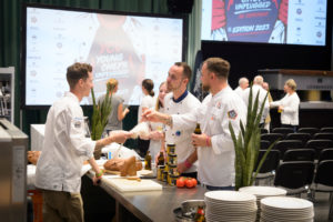 Beim Länderabend der Koch G5 stand das Networking im Fokus. | Impressionen Young Chefs Unplugged 2023. Foto: MEDIArt Photographie – www.mediart.at