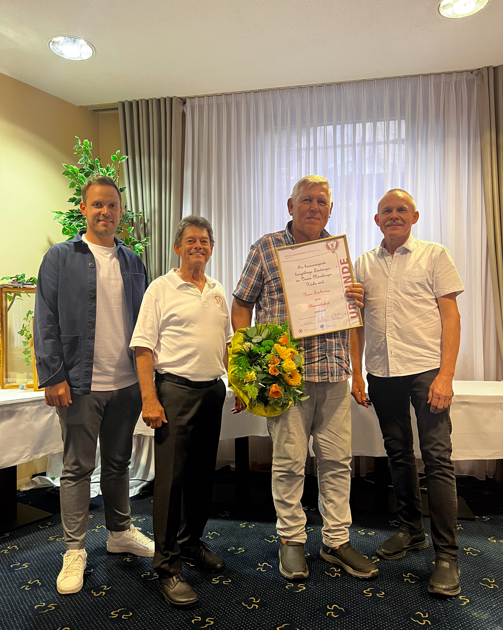 Hans Taubmann wurde zum Ehrenmitglied des Vereins ernannt. 