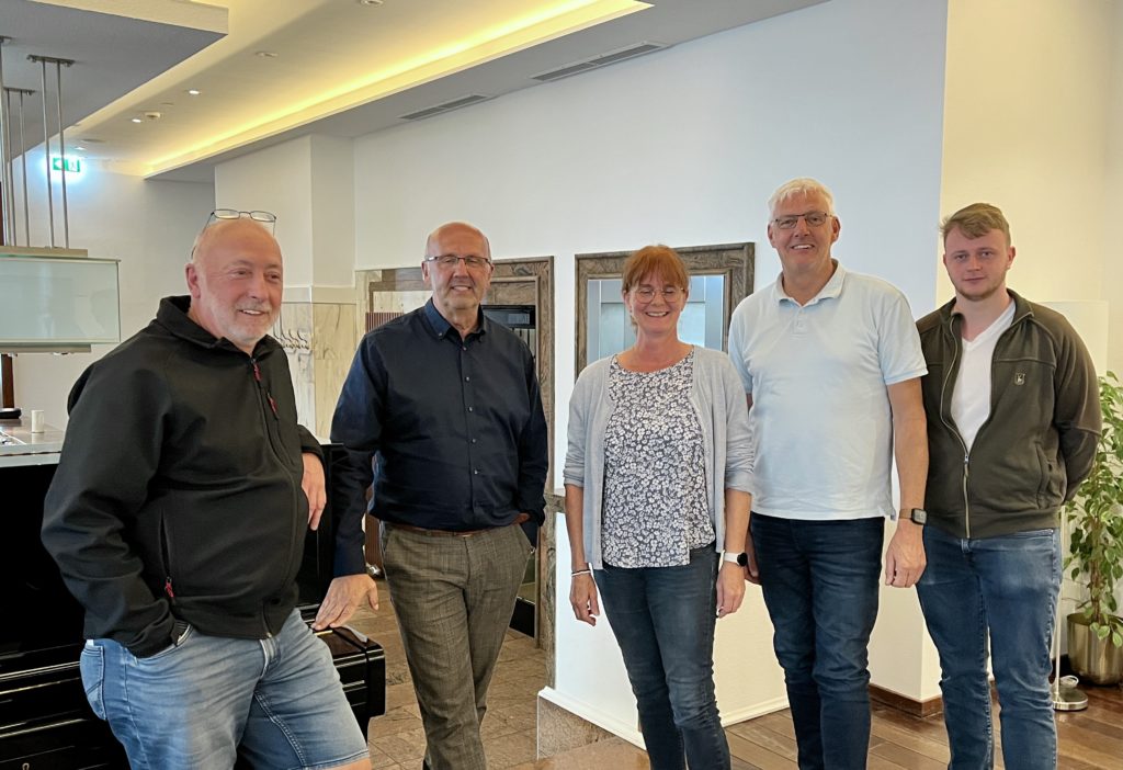 Wer sich dem Netzwerk oder dem Vereinsleben anschließen möchte, ist herzlich eingeladen.