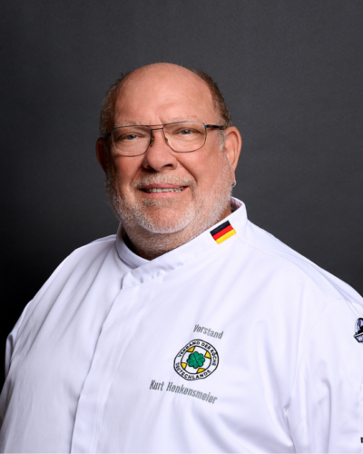 Porträt 760x820 Kurt Henkensmeier