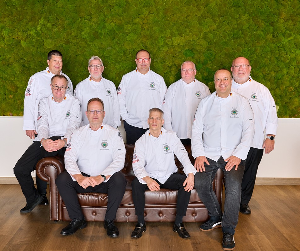 Vorstand Z253499 Web Zuschnitt2