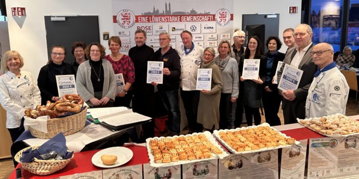 Mehr als 120 Gäste im Kasseler Auestadion