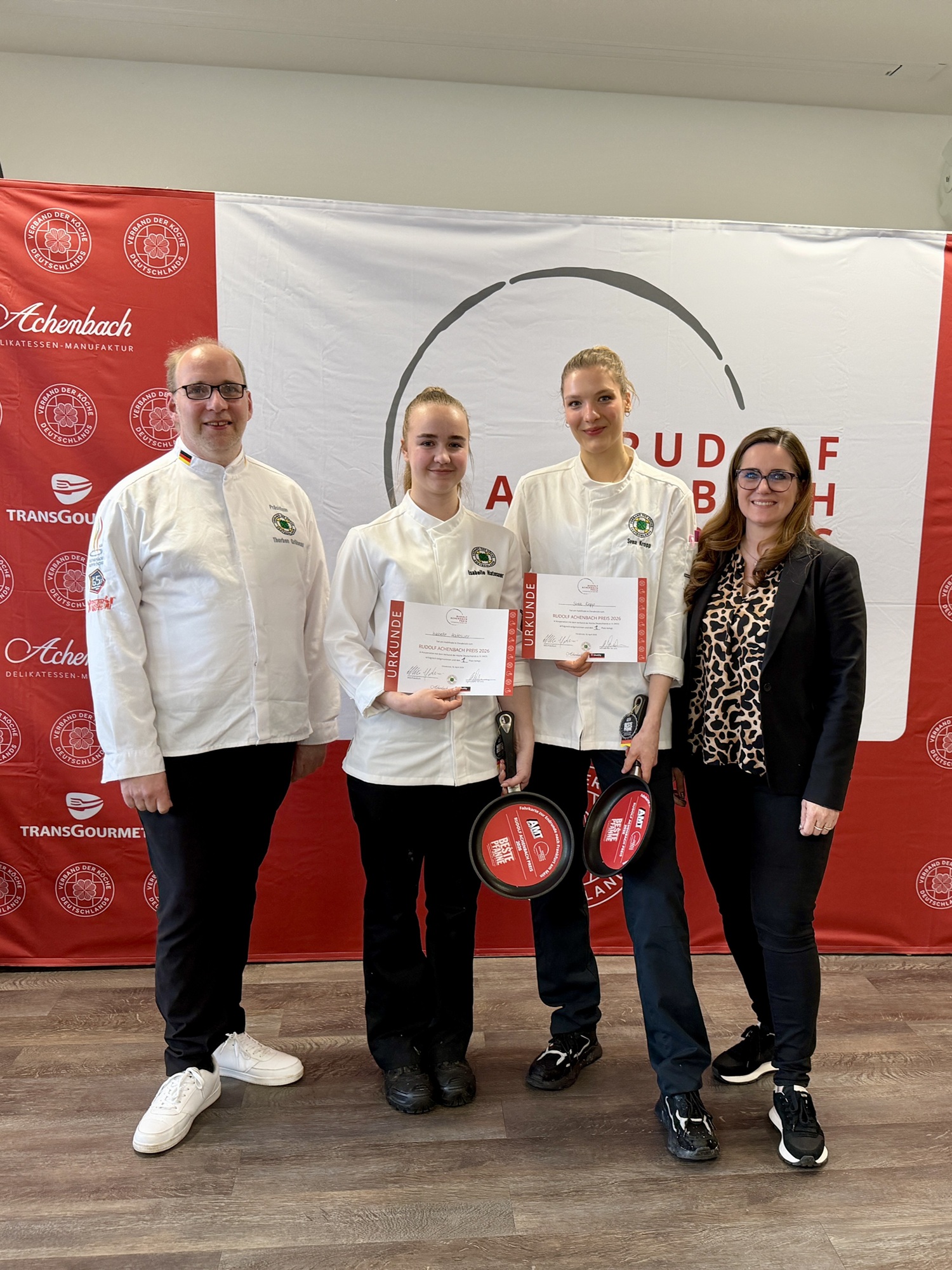 2026 04 10 Rap Halbfinale Osnabrück Siegerehrung Platz 1 Mit Offiziellen