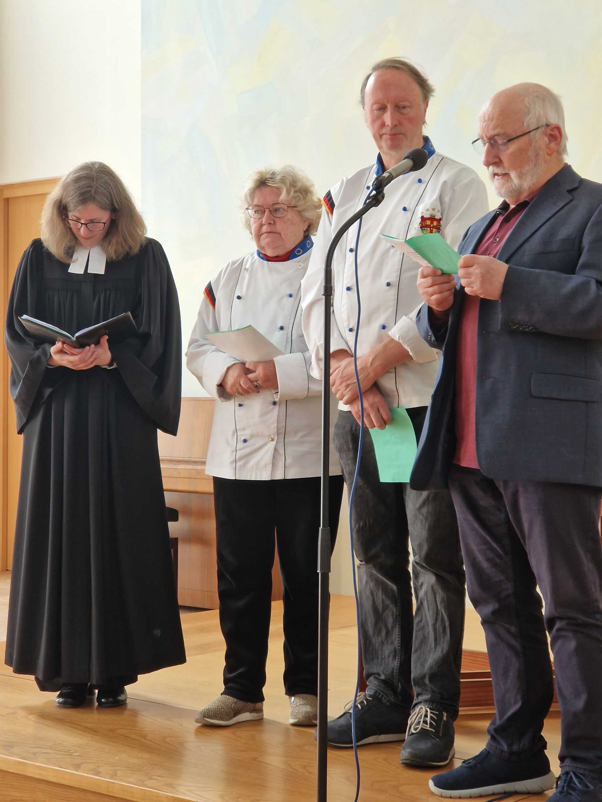 Gemeinschaftliche Grußworte zum Gottesdienst.