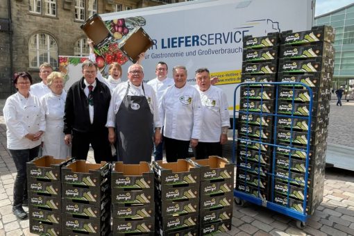 Über 1.000 Kilo Spargel für den guten Zweck