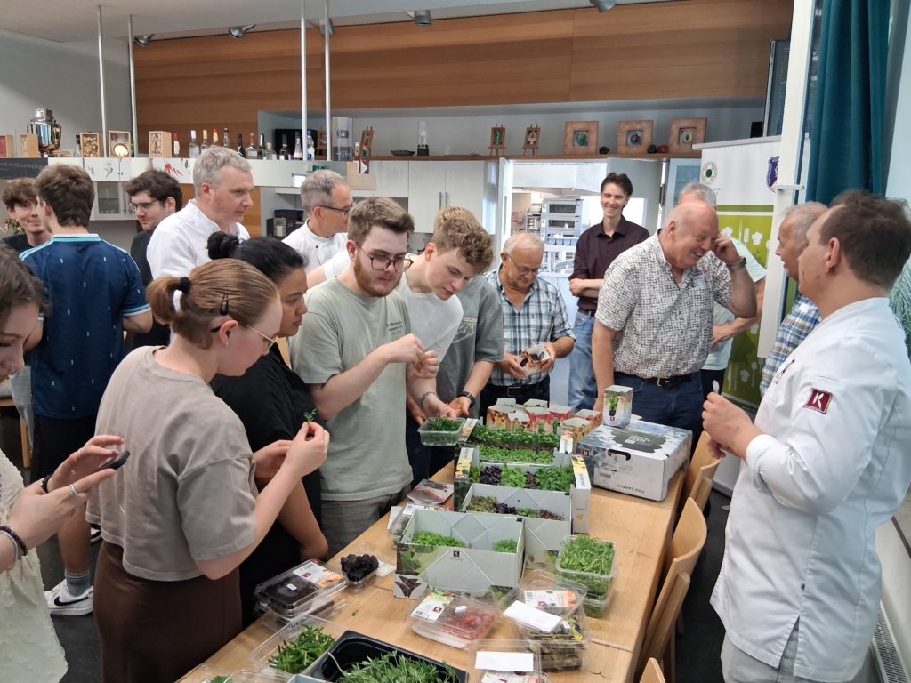 Kresse-Workshop für Bielefelder Azubis