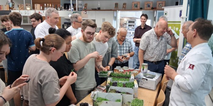 Kresse-Workshop für Bielefelder Azubis