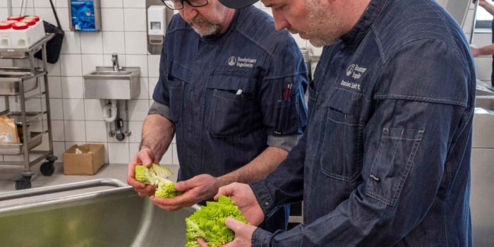 „Kochen lernt man mit den Händen, aber Koch wird man durch Menschen“